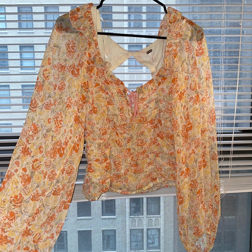 Free People blouse. Never worn.